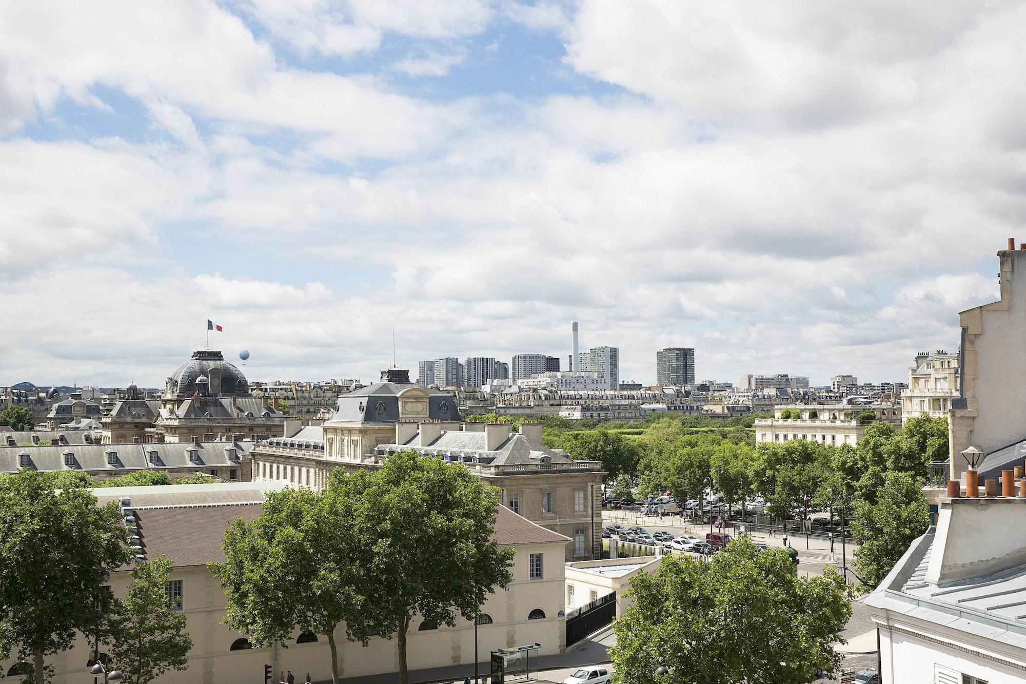 Hôtel Eiffel Turenne Paris Exterior foto